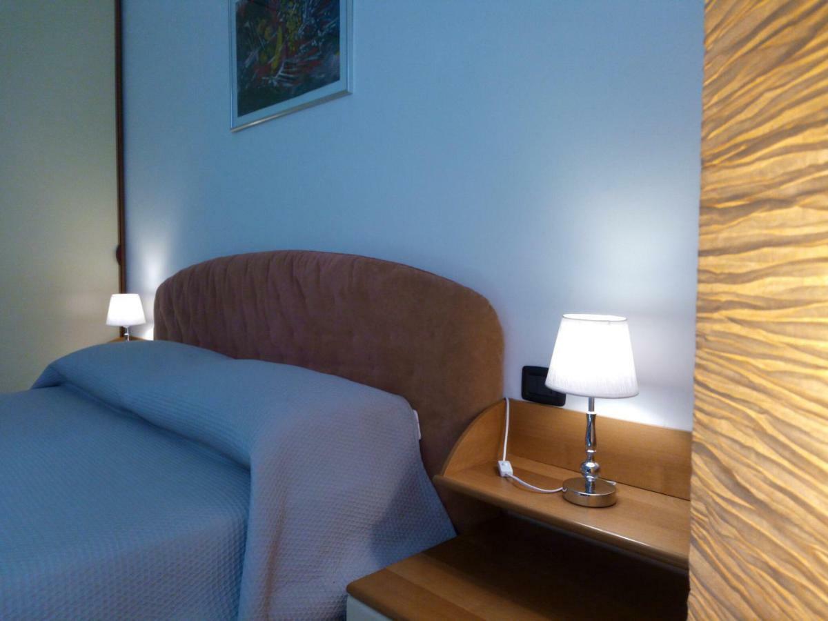 Apartamento Casa Nax Terni Exterior foto